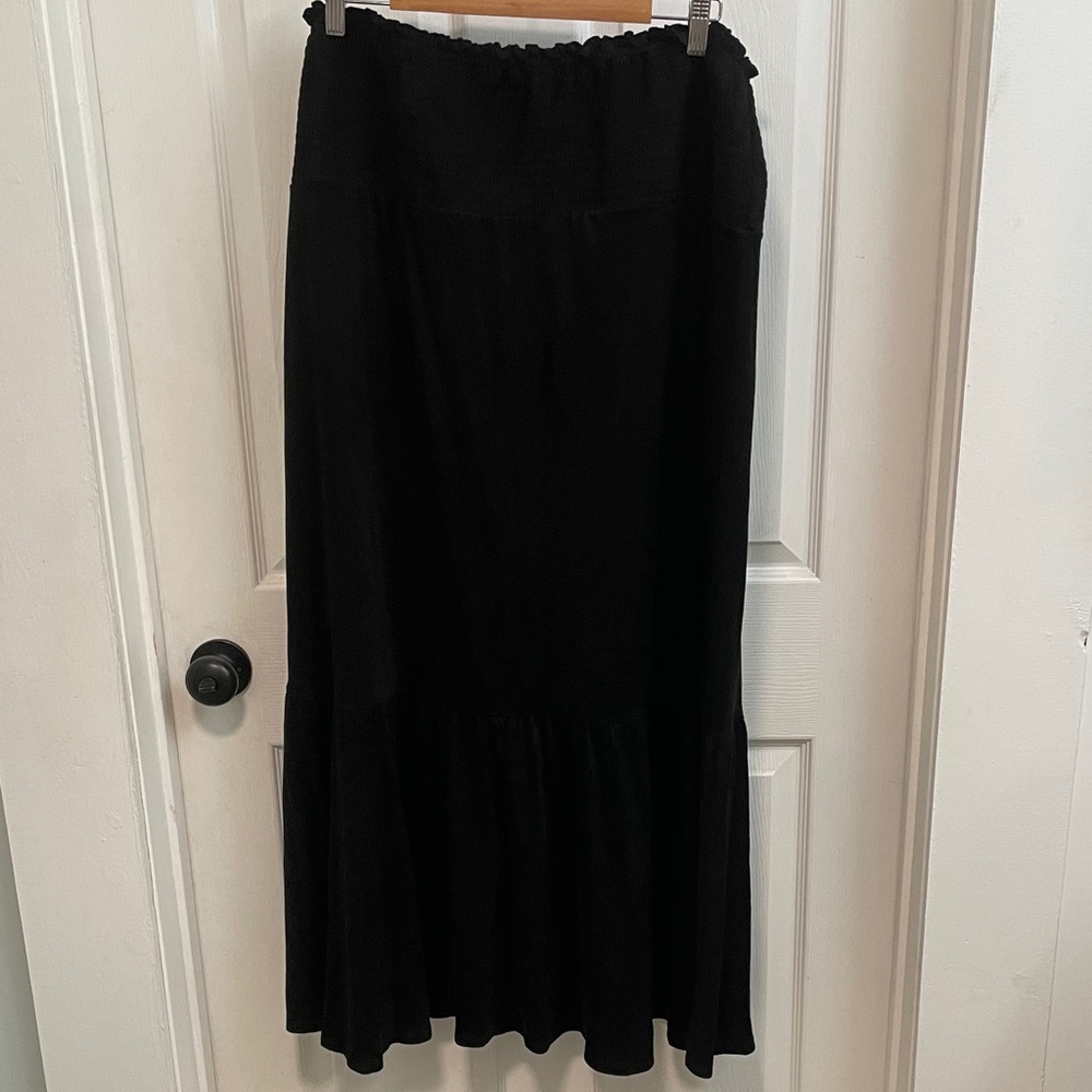Elegant Black Maxi Skirt for Women